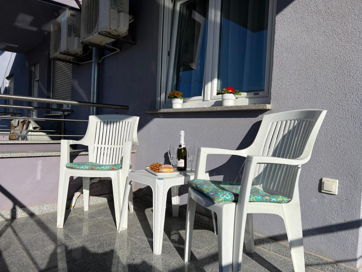 شقة Apartman Ruza بولا المظهر الخارجي الصورة